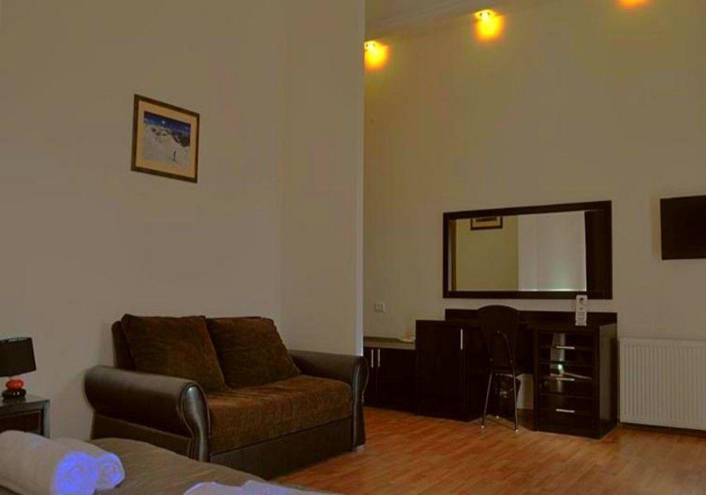 Gold Star Hotel Tbilissi Extérieur photo