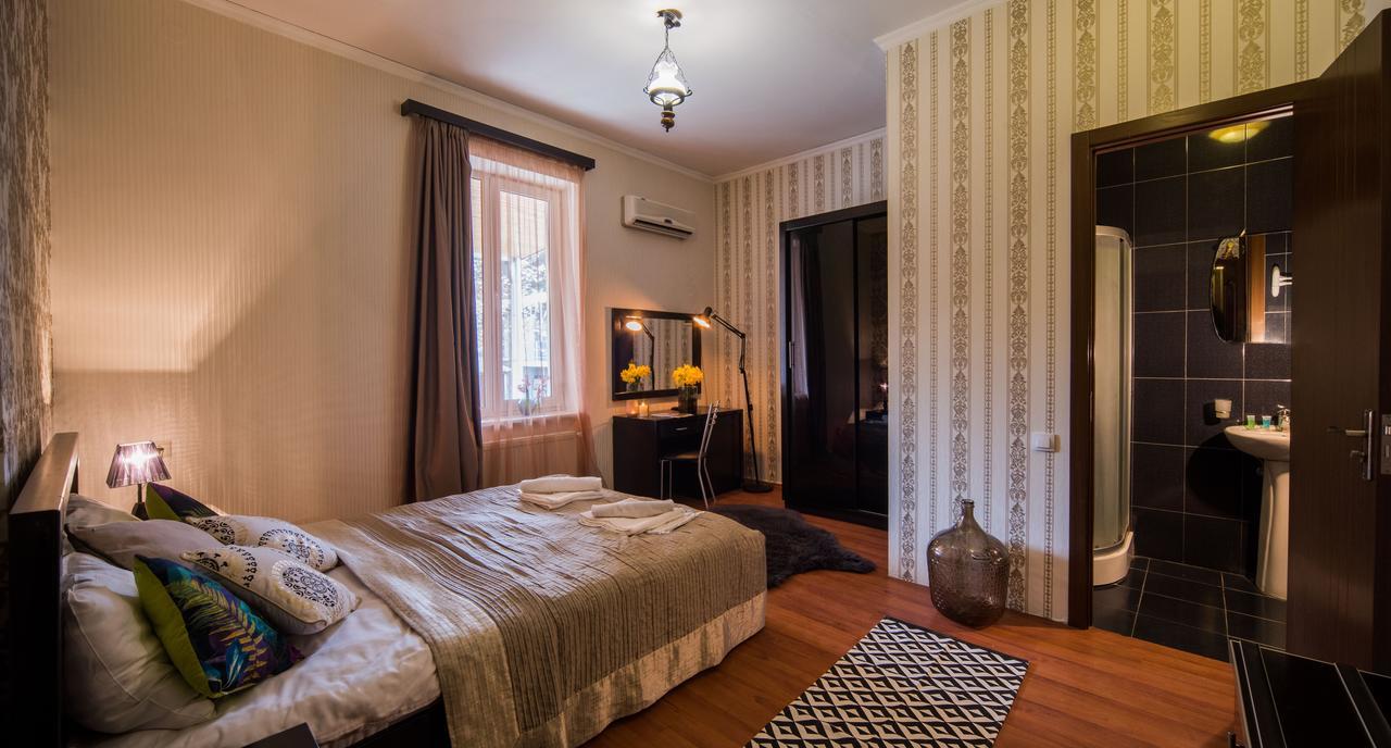Gold Star Hotel Tbilissi Extérieur photo