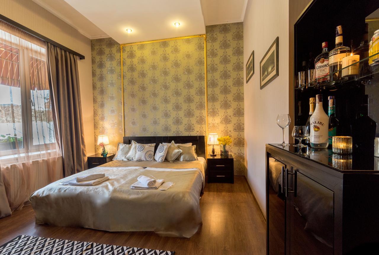 Gold Star Hotel Tbilissi Extérieur photo