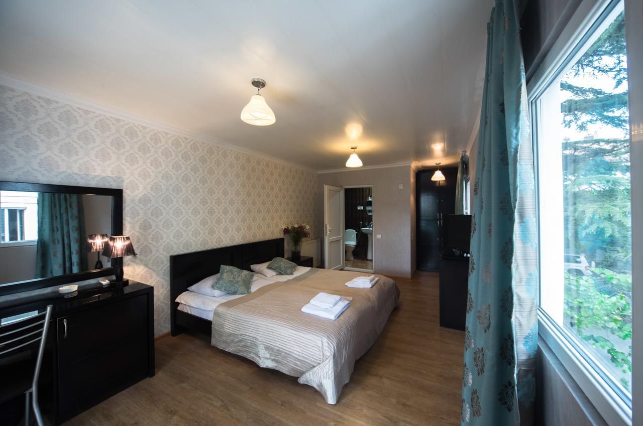 Gold Star Hotel Tbilissi Extérieur photo